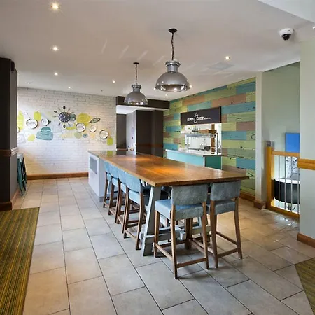 Premier Centre Bridge Street 3*