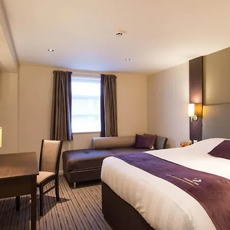 Hotell Premier Centre Bridge Street 3*