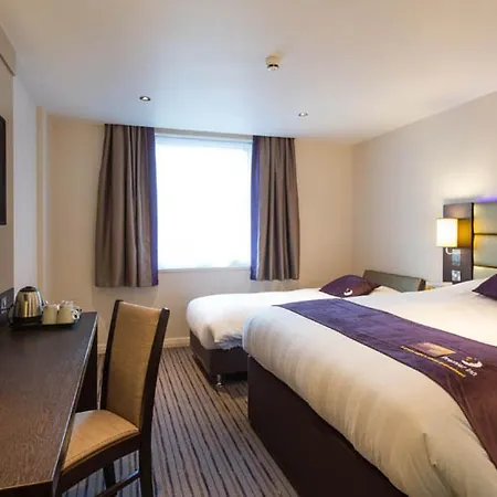 Premier Centre Bridge Street 3*